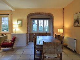 Beautifully Renovated House Centrally Located