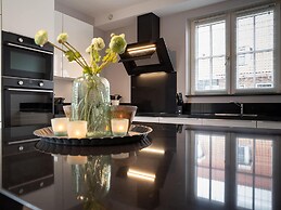 Beautiful Holiday Home With a Whirlpool
