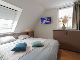 Beautiful Holiday Home With a Whirlpool