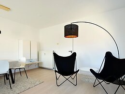 Lilyta A409 Apartment Close to the Beach