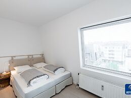 Lilyta A409 Apartment Close to the Beach