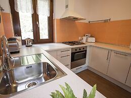 Belvilla by OYO Modern Holiday Home With Garden