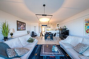 Apartment on the 4th Floor With Garage