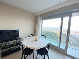 Apartment in Nieuwpoort With the Beach