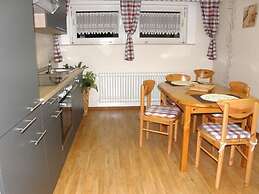 Holiday Apartment Haus Burgenblick Bullay