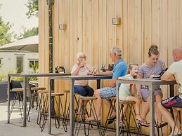 Nice Holiday Home at a Holiday Park in Twente