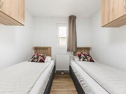 Nice Holiday Home at a Holiday Park in Twente