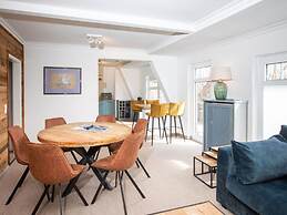 Penthuus Modern Retreat