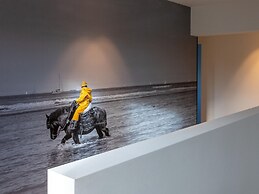 Nice Villa in Koksijde With Indoor Pool