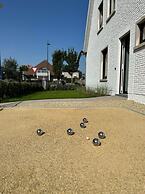 Nice Villa in Koksijde With Indoor Pool