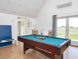 10 Person Holiday Home in Harboore