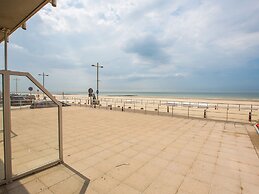 Cosy Apartment Near the Beach