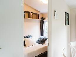 Cozy Chalet in Goedereede With Garden
