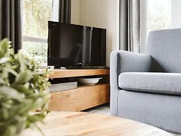 Cozy Chalet in Goedereede With Garden