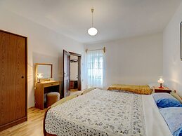 Adorable Home With Garden and Outdoor Kitchen