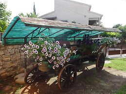 Adorable Home With Garden and Outdoor Kitchen