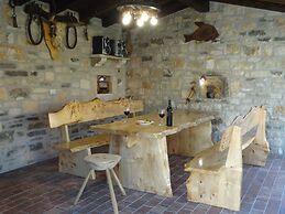 Adorable Home With Garden and Outdoor Kitchen