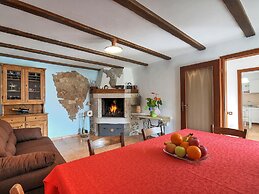 Adorable Home With Garden and Outdoor Kitchen