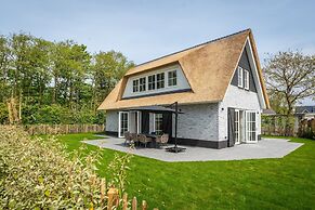 New Thatched Villa Near the Beach