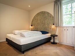 New Thatched Villa Near the Beach