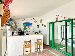 Cave House Nadieh With Pool and Facilities for PRM