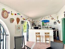 Cave House Nadieh With Pool and Facilities for PRM