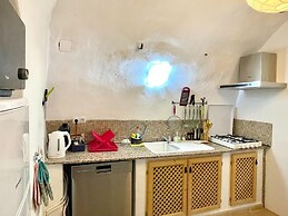 Cave House Nadieh With Pool and Facilities for PRM