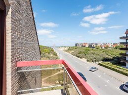 Hawthorn 3-1 Spacious Family Apartment