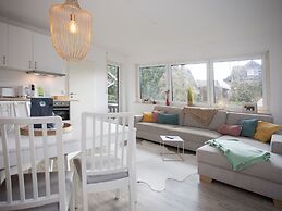 Bright Apartment With Balcony in Winterberg