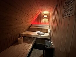 Eiderhuus Modern Retreat