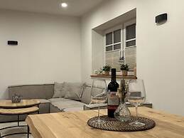 Eiderhuus Modern Retreat