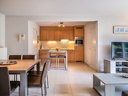 La Poudritre Apartment in Koksijde With Terrace