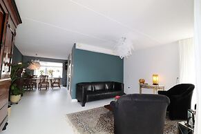 Holiday Home With Spacious Enclosed Garden