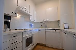 Apartment for 5 People With Garage