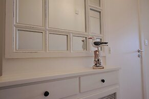 Apartment for 5 People With Garage