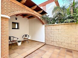 Belvilla by OYO Villa Torrea3n