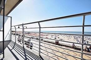 Apartment on Belgian Coast With Sea View