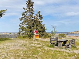 5 Person Holiday Home in Grisslehamn-by Traum