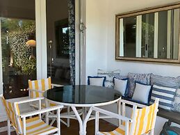 Lovely Holiday Apartment by the sea in Grimaud