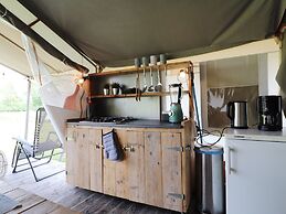 Lodge in Twijzel for 8 Person