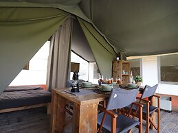 Lodge in Twijzel for 8 Person