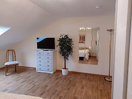 Cosy Holiday Flat Close to Nature