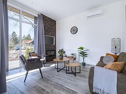 Modern Chalet With a Terrace Near the Veluwe