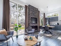Modern Chalet With a Terrace Near the Veluwe
