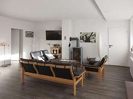 Loft Classiccar Modern Retreat