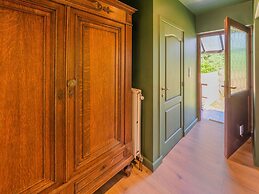 Cosy Holiday Home in Modave With Garden
