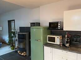 Place to Be Modern Retreat