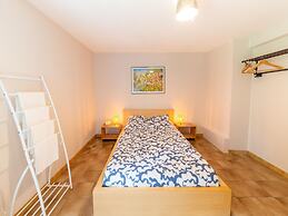 Charming Holiday Home in Clavier With Garden