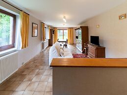 Charming Holiday Home in Clavier With Garden