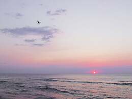 Beach House Dune 19 - Happiness